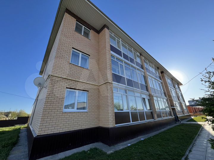 2-к. квартира, 61,5 м², 2/3 эт.