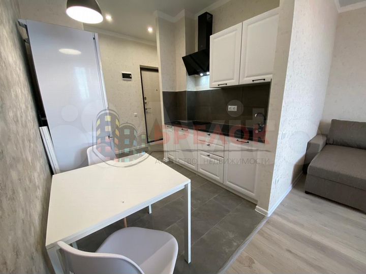 Квартира-студия, 27 м², 8/19 эт.