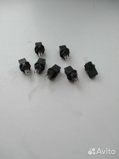 Лампочки для панел приборов