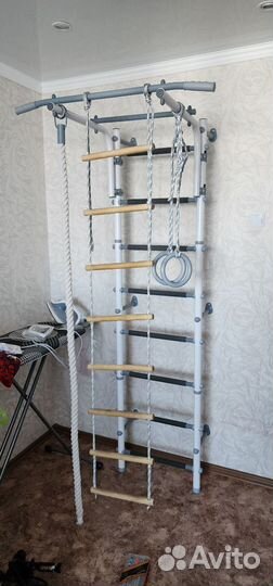 Детская шведская стенка с турником