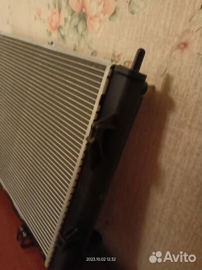 Продам радиатор охлаждения основной LADA granta