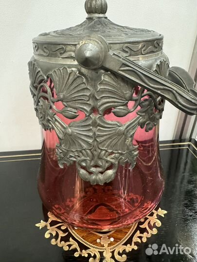 Бисквитница старинная