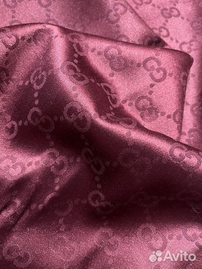 Кашемировый мягкий палантин Gucci бордовый