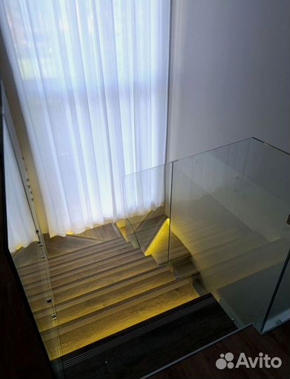 Стеклянные ограждения для лестниц