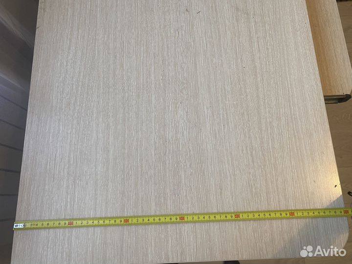 Компьютерный стол со стулом