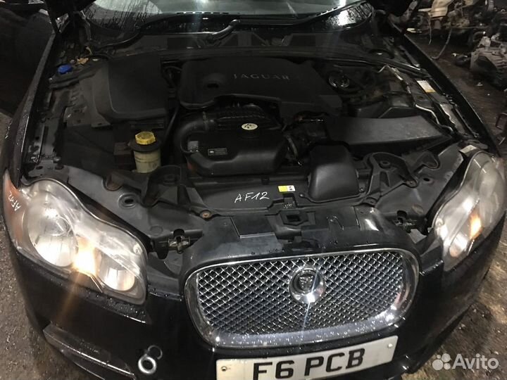 Разбирается jaguar XF 2012 г. 3,0 306DT