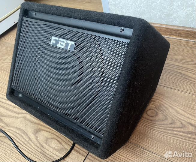 Монитор FBT DM8 a