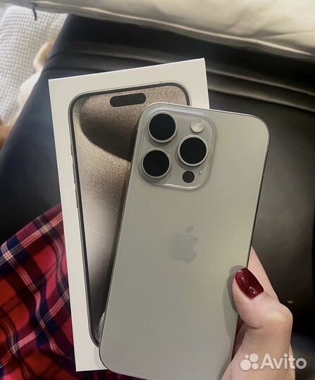iPhone 15 Pro, 128 ГБ