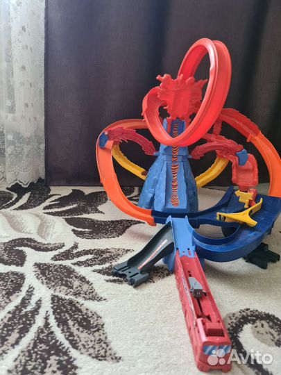 Хотвилс трек вулкан