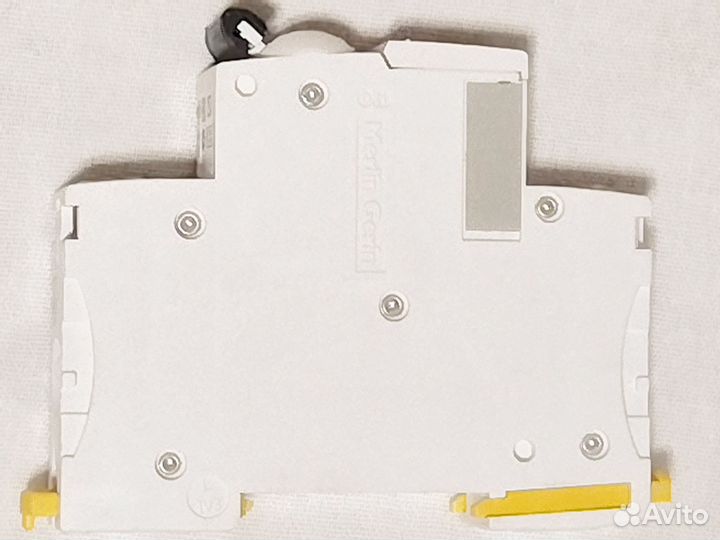 Автоматический выключатель schneider electric c10