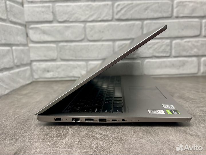 Lenovo ThinkBook 15p i5-10300h GTX1650 4Gb