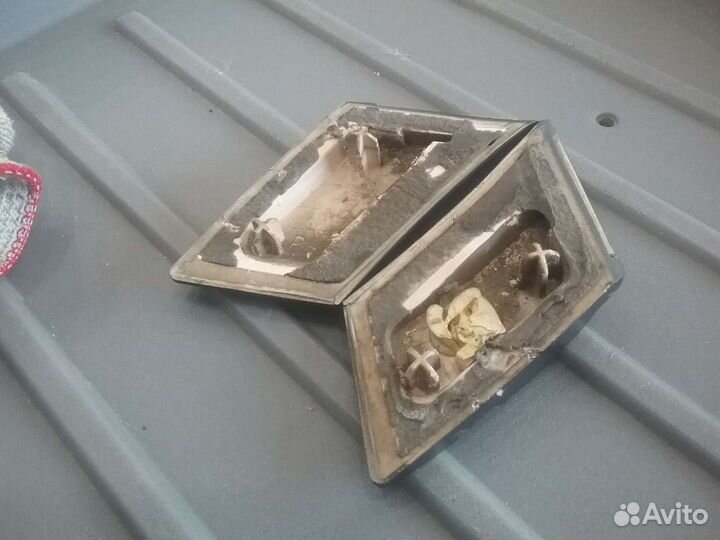 Молнинги задних арок на Тойоту краун в 140 кузовах