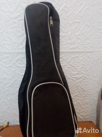 Укулеле и чехол