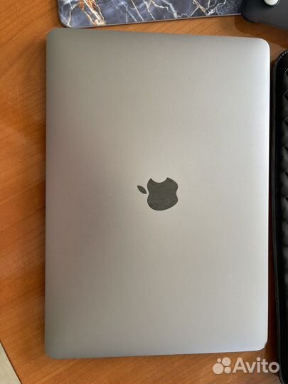 Macbook pro 13 2017 256 gb space grey