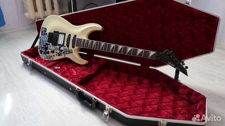 Электрогитара Superstrat Vester Maniac