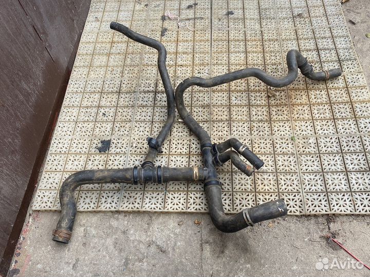 Патрубок охлаждения renault duster f4r 1800463225b