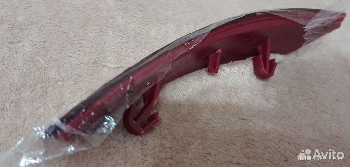 Отражатель в бампер Volkswagen Golf