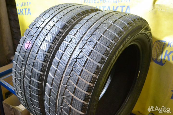 Bridgestone Blizzak Revo GZ 215/60 R16