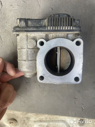 Дросель на Ниссан ад