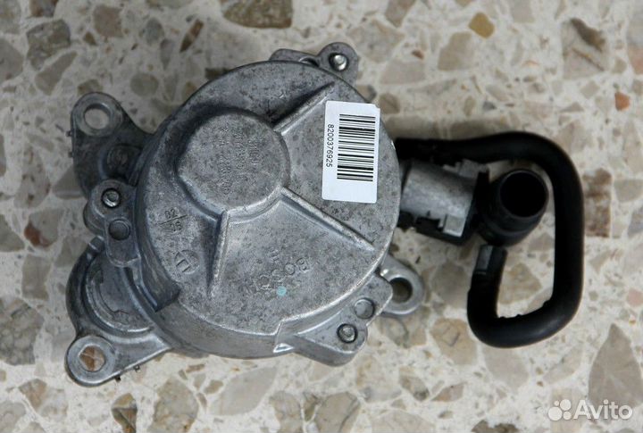 Вакуумный насос 2.0 M9R Рено Трафик Опель Виваро