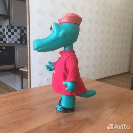 Игрушка крокодил Гена СССР