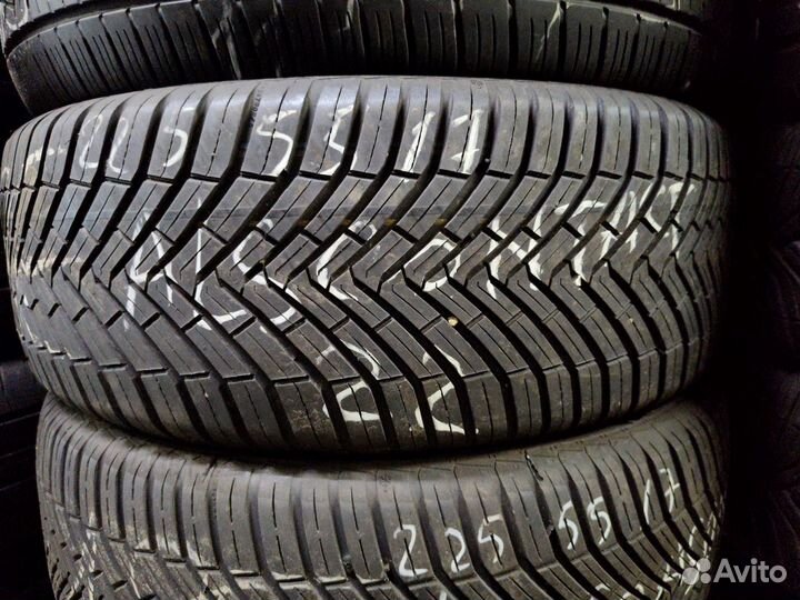 Continental AllSeasonContact 225/55 R17