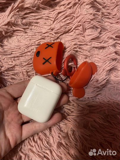 Беспроводные наушники apple airpods