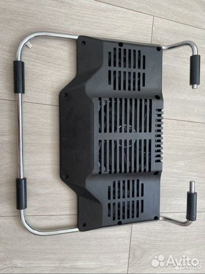 Подставка с охлаждением для ноутбука