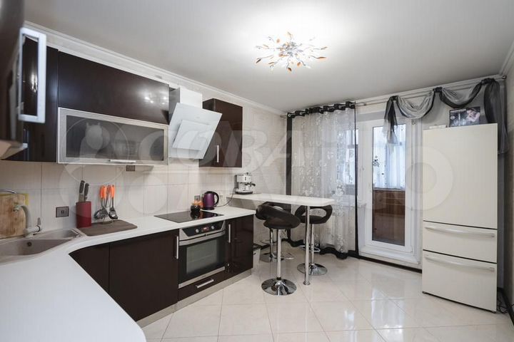 2-к. квартира, 75 м², 3/10 эт.