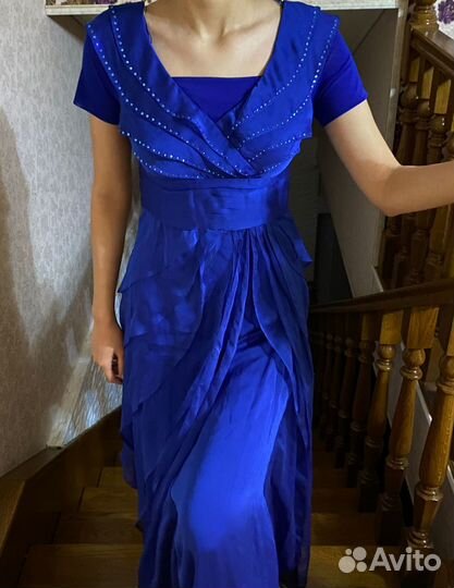 Вечернее платье