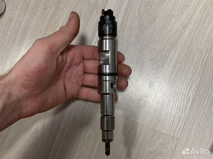 Форсунка 0445120266