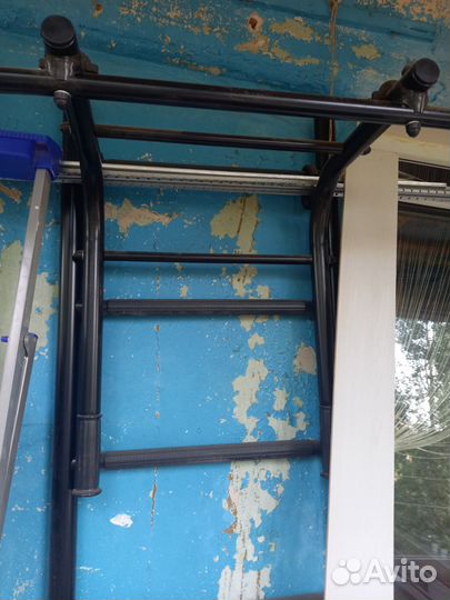 Шведская стенка с турником и брусьями