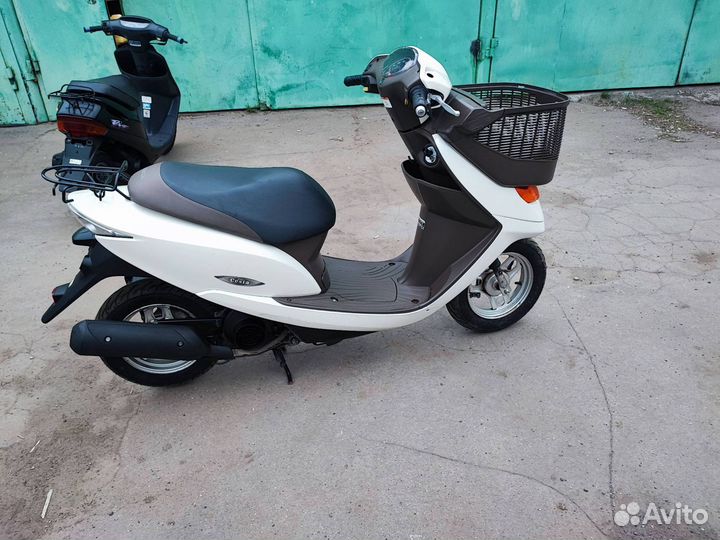 Инжекторный скутер Honda DIO AF68, 49 кубов