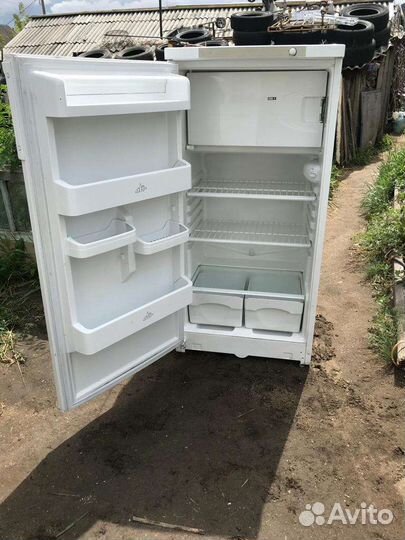 Холодильник Stinol