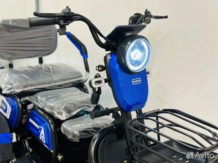 Электрический трицикл 3х местный