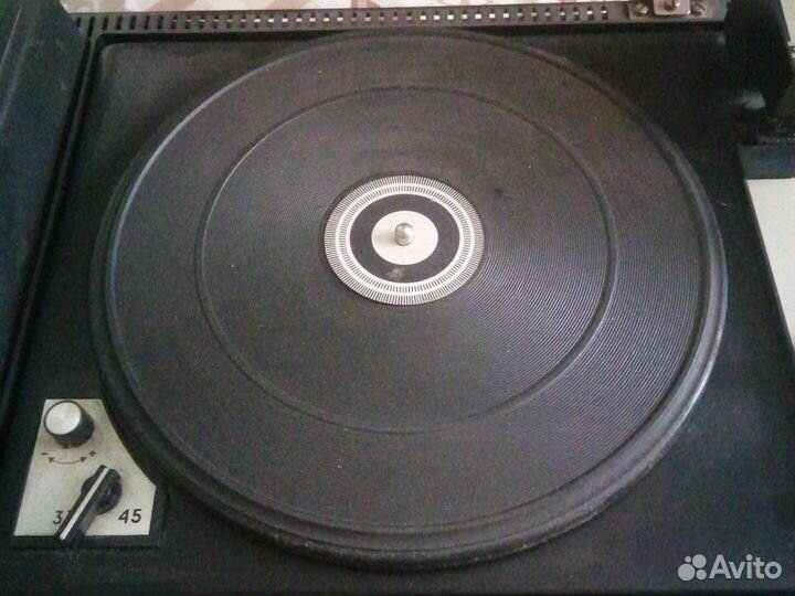 Эл. Проигрыватель Мелодия 103С