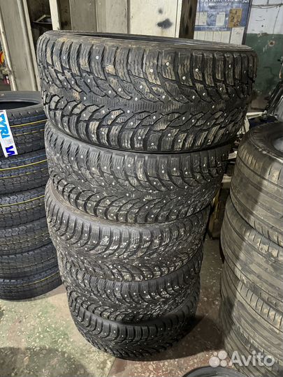 Nokian Tyres Hakkapeliitta 9 SUV 275/45 R20