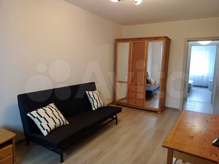 2-к. квартира, 54 м², 5/5 эт.