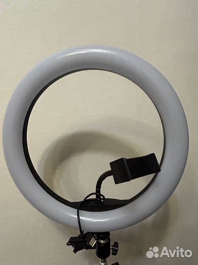 Кольцевая лампа со штативом