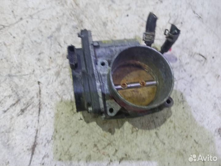 Дроссельная заслонка