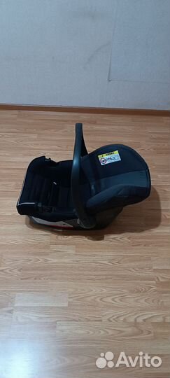 Детское автомобильное кресло/люлька