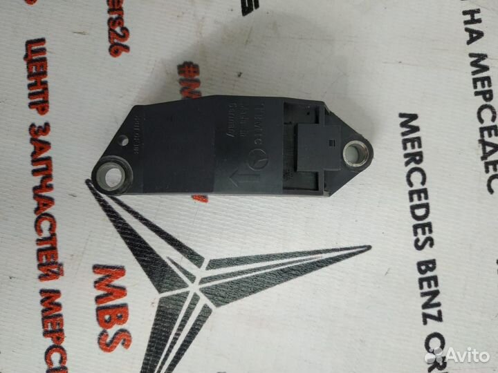 Датчик подушки безопасности w211 Mercedes