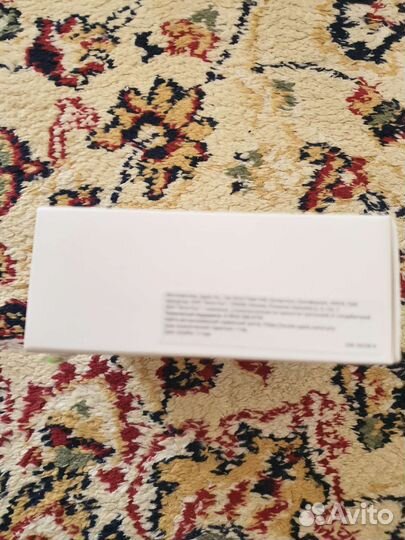 Новые наушники EarPods Lightning