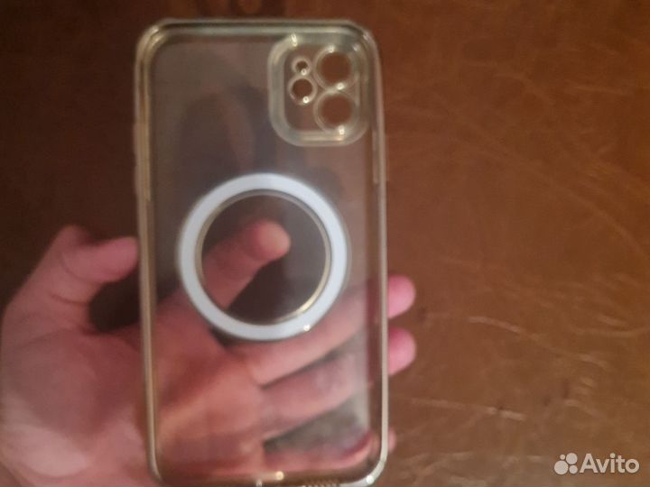 Чехол на iPhone 11