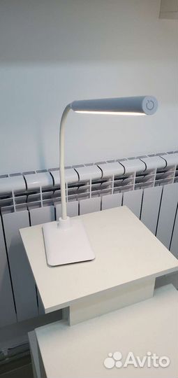 Лампа настольная