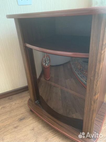 Тумба под телевизор