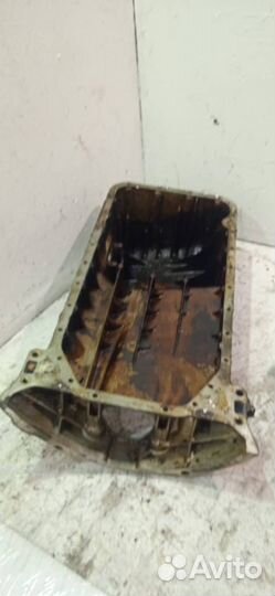 Поддон двигателя Мерседес
