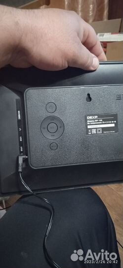 Цифровая фоторамка dexp MP-108 Elegance