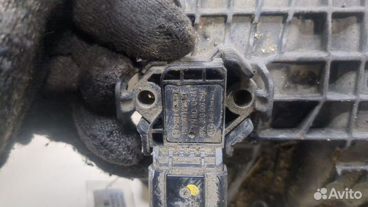 Коллектор впускной Volkswagen Golf 7, 2015