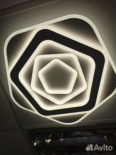 Люстра потолочная светодиодная с пультом